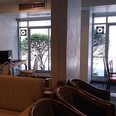 The Blooms Residence Μπανγκόκ Εξωτερικό φωτογραφία